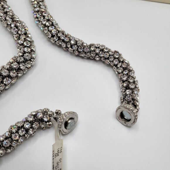 Neiman Marcus rhinestone rope magnetic closure necklace NWT - Picture 4 of 10